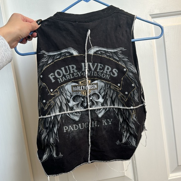 Trendy and Tipsy Vintage Reworked Harley Davidson Tank - Picture 2 of 2
